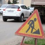 Градоначальник проконтролировал ямочный ремонт на улицах Калуги