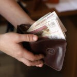 Средняя зарплата выросла до 63 724 рублей в Калужской области
