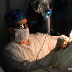 Один из двух в России трёхмерных микроскопов опробовали калужские хирурги