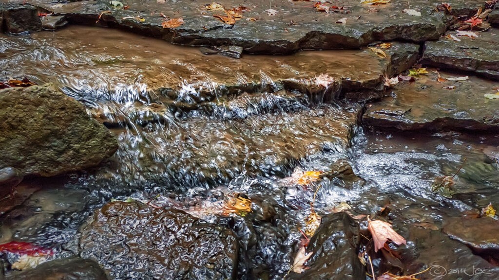 water rock creek wildlife stream autumn 151062 pxhere.com