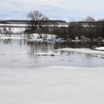 Дороги к деревням в Боровском и Дзержинском районах может затопить