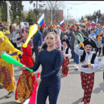 Школьницы из Калуги поучаствовали в цирковом шествии на ВДНХ