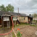 Рано утром в Мосальске загорелся жилой дом